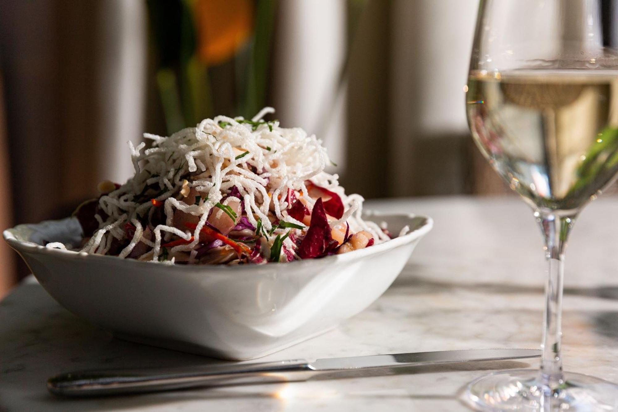 The Times Square Edition Νέα Υόρκη Εξωτερικό φωτογραφία A salad at the restaurant