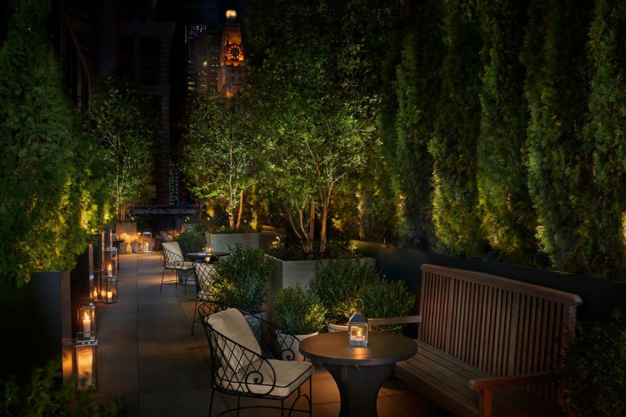 The Times Square Edition Νέα Υόρκη Εξωτερικό φωτογραφία The Garden at Night